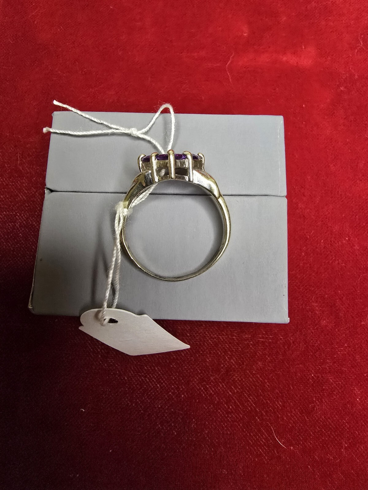 9ct White Gold & Amethyst Dress Ring - Size P
