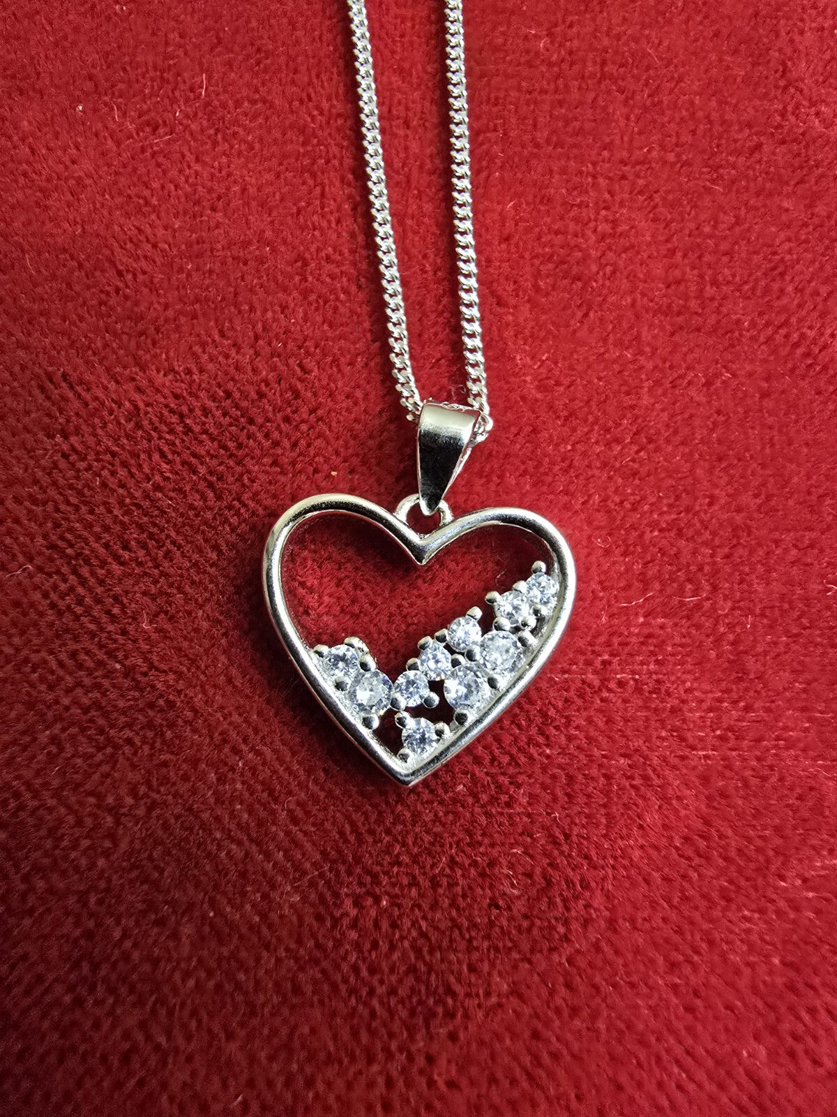 Gorgeous Sterling Silver & White Zircon Heart Necklace - 18 Inches