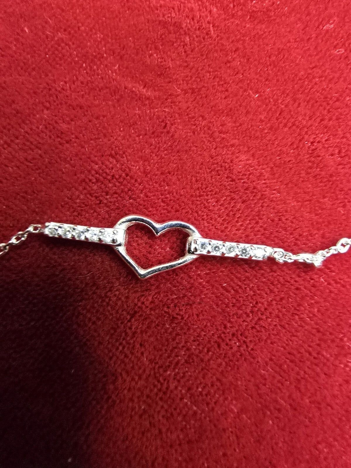 Gorgeous Sterling Silver Heart Trilogy Bracelet - Adjustable