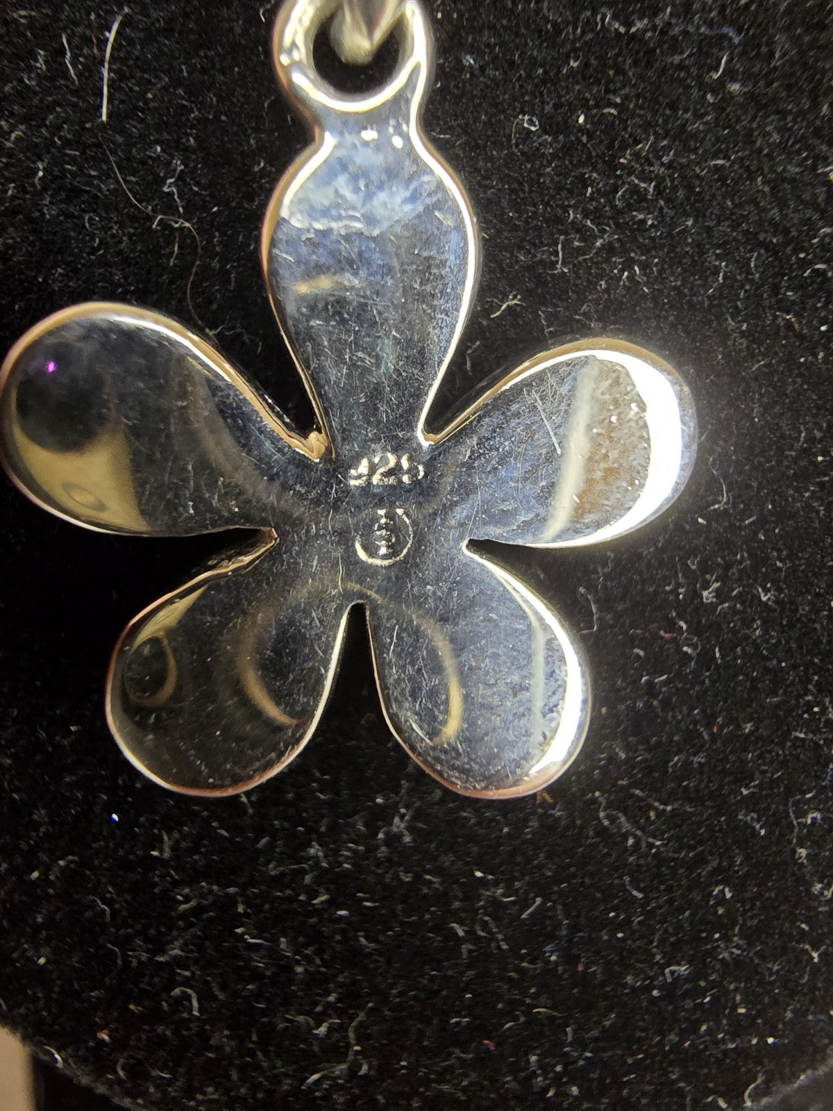 Beautiful Sterling Silver & Blue Opal Flower Necklace - 18 Inches