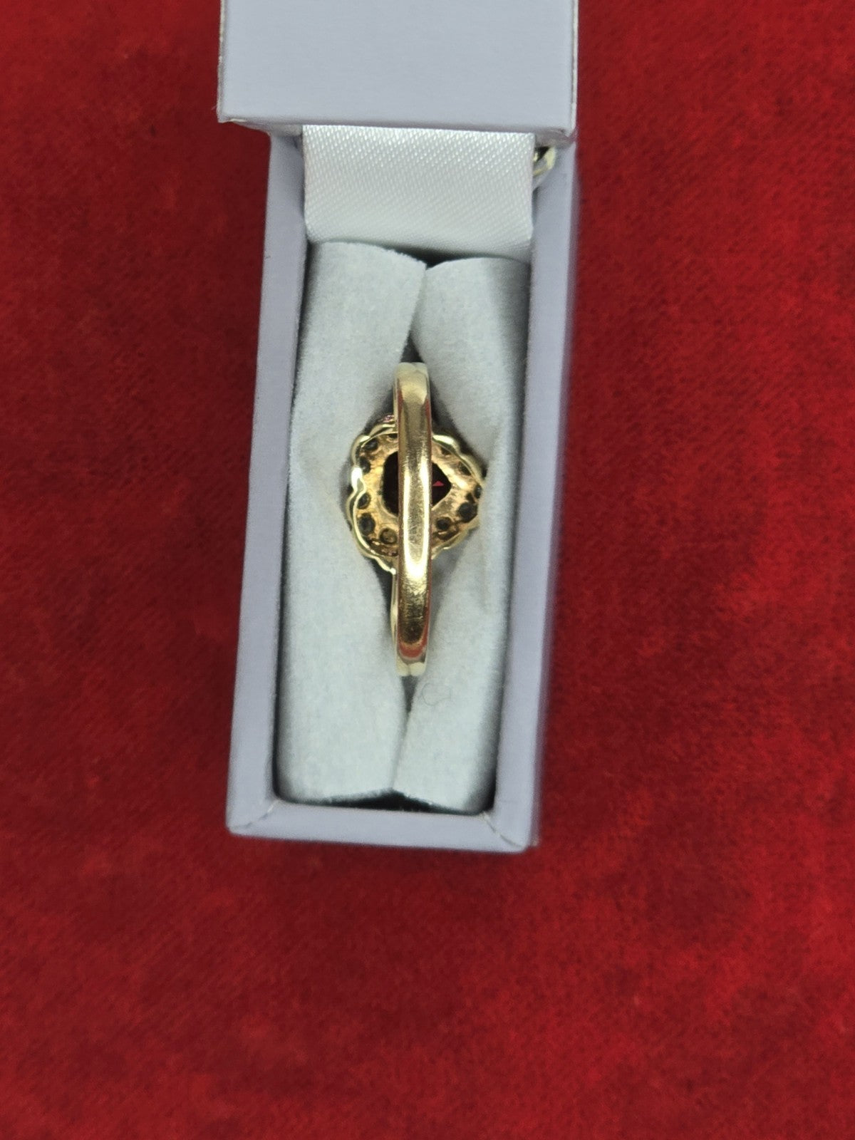 Beautiful 9ct Gold & Garnet Heart Dress Ring - Size P½