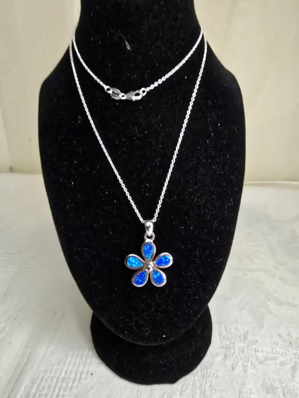Beautiful Sterling Silver & Blue Opal Flower Necklace - 18 Inches