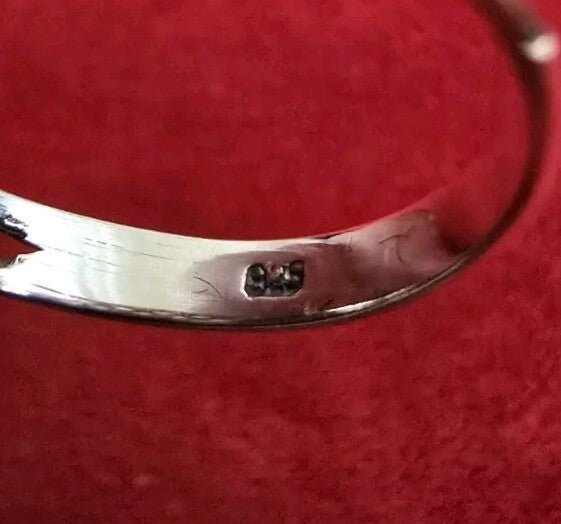 Beautiful Sterling Silver Celtic Knot Ring - Size L