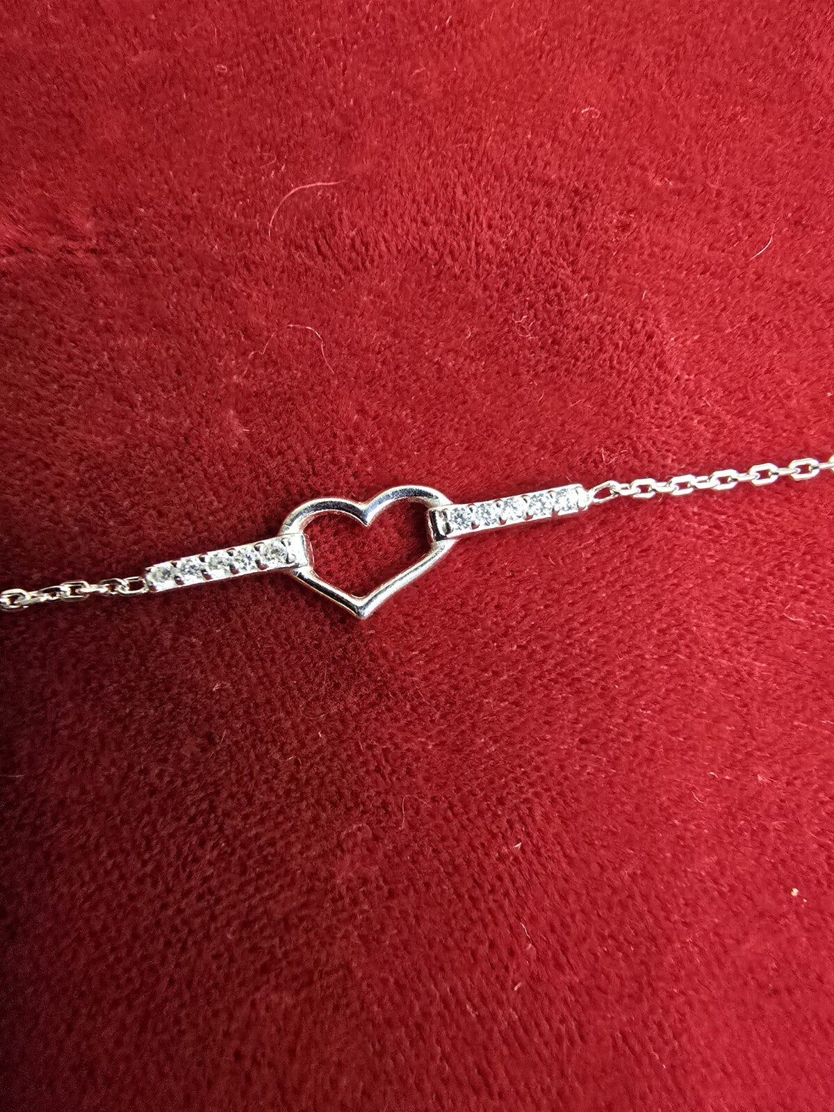 Gorgeous Sterling Silver Heart Trilogy Bracelet - Adjustable