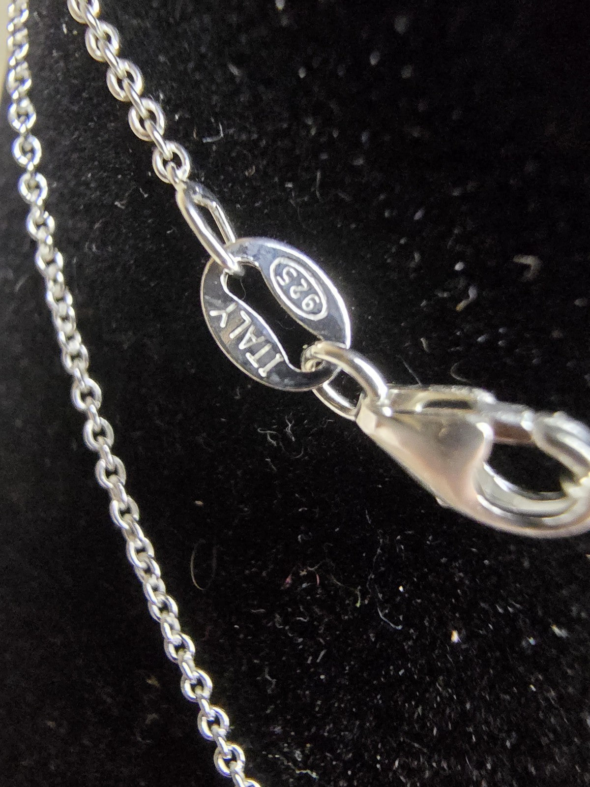 Beautiful Sterling Silver & Blue Opal Flower Necklace - 18 Inches