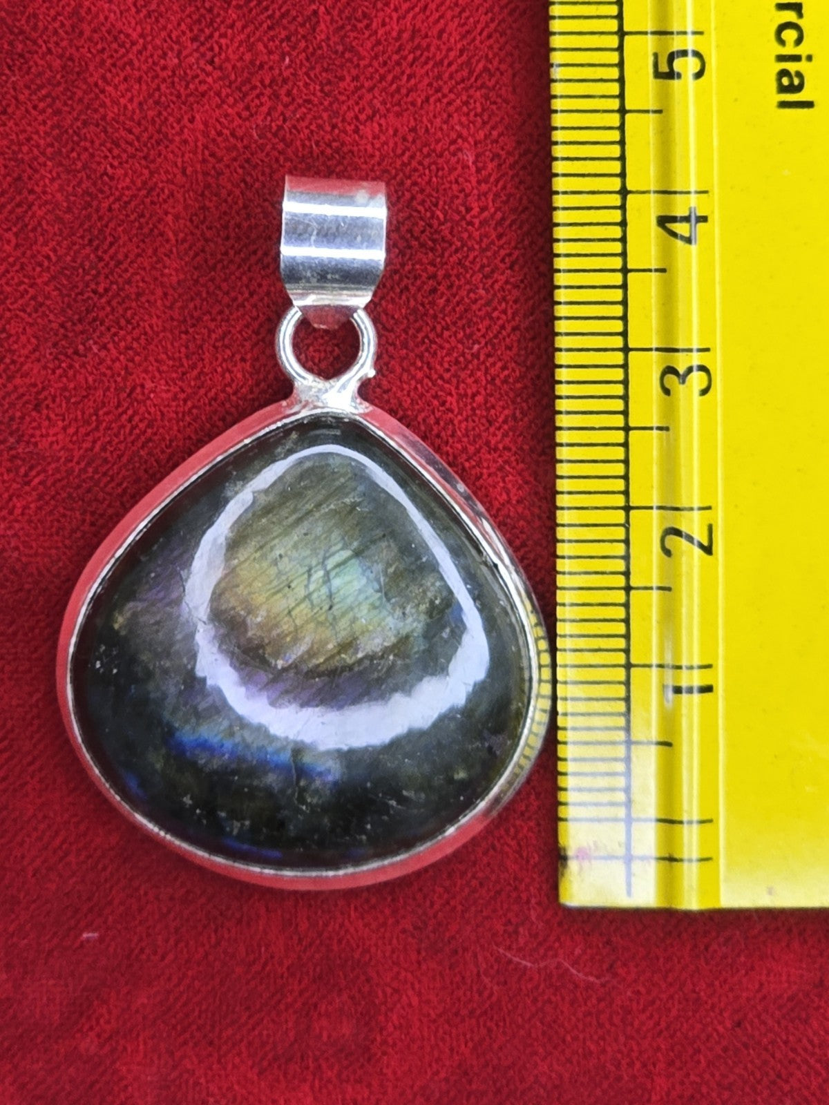 Beautiful Labradorite & Sterling Silver Pendant - P4