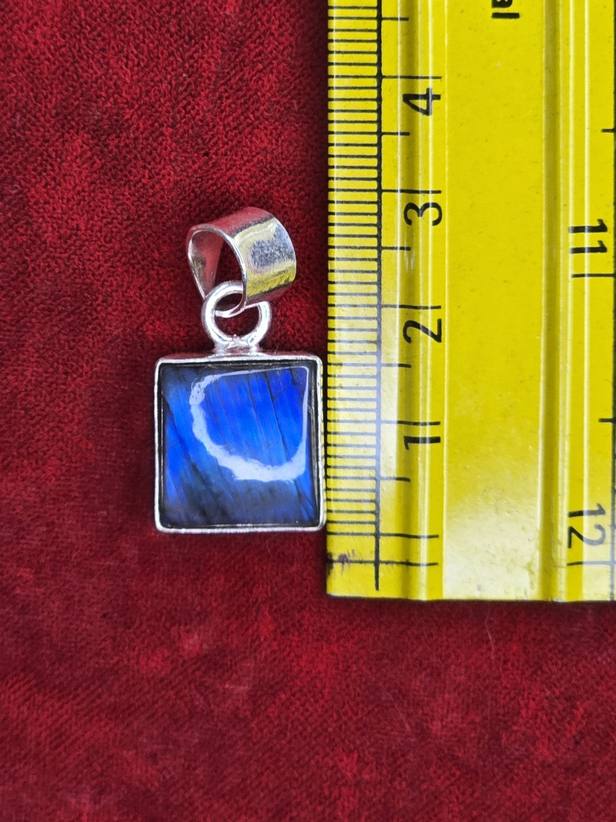 Cute Labradorite & Sterling Silver Pendant - P6