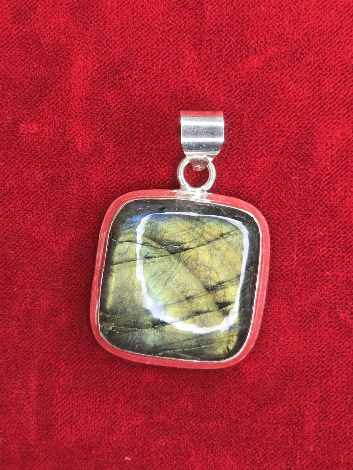 Fabulous Labradorite & Sterling Silver Pendant - P5