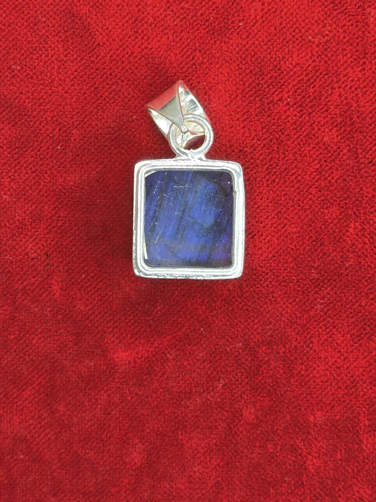 Cute Labradorite & Sterling Silver Pendant - P6