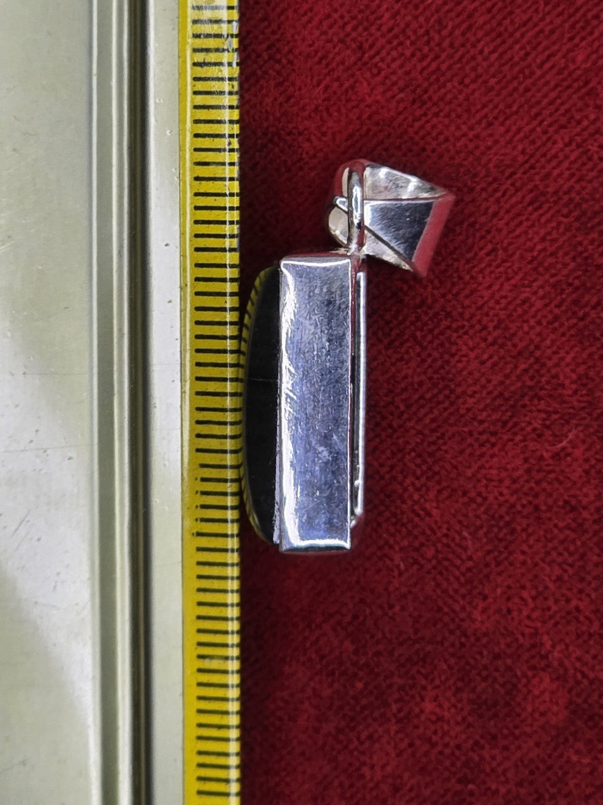 Gorgeous Labradorite & Sterling Silver Pendant - P2
