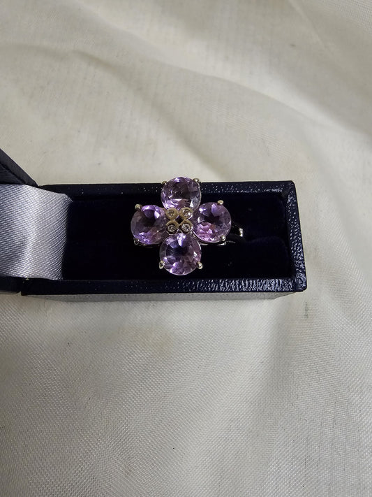Stunning 9ct White Gold Amethyst & Diamond Flower Dress Ring - Size N½