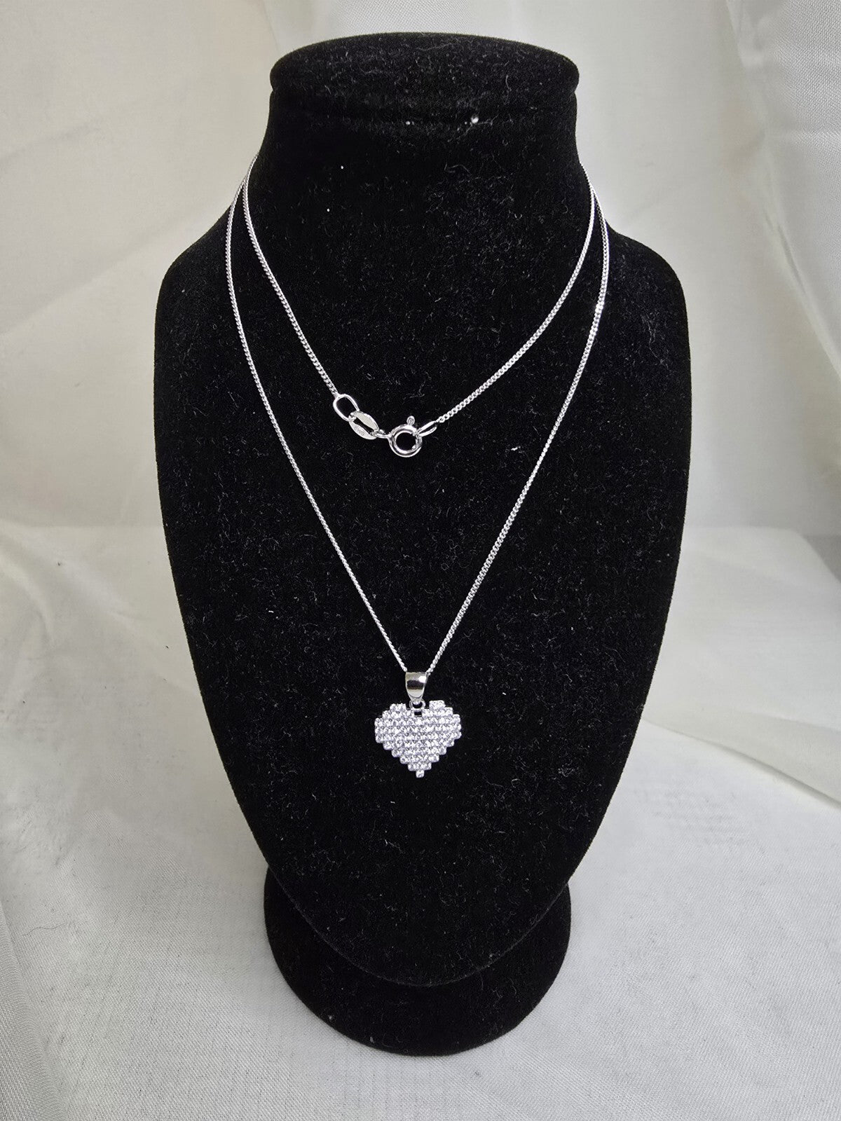Gorgeous Sterling Silver & White Zircon Heart Necklace - 18 Inches