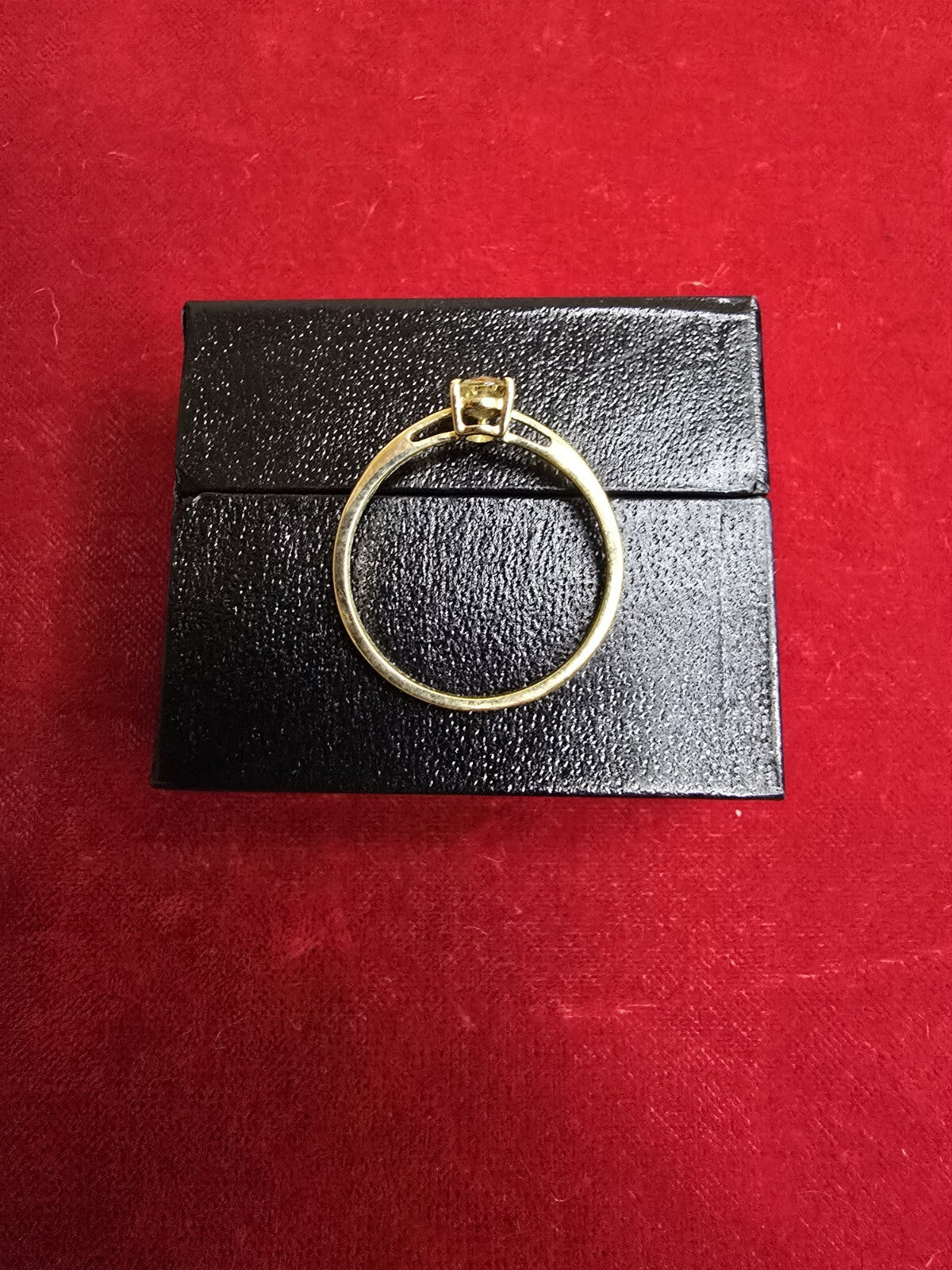 Elegant 10ct Gold & Champagne Spinel Solitaire Dress Ring - Size R