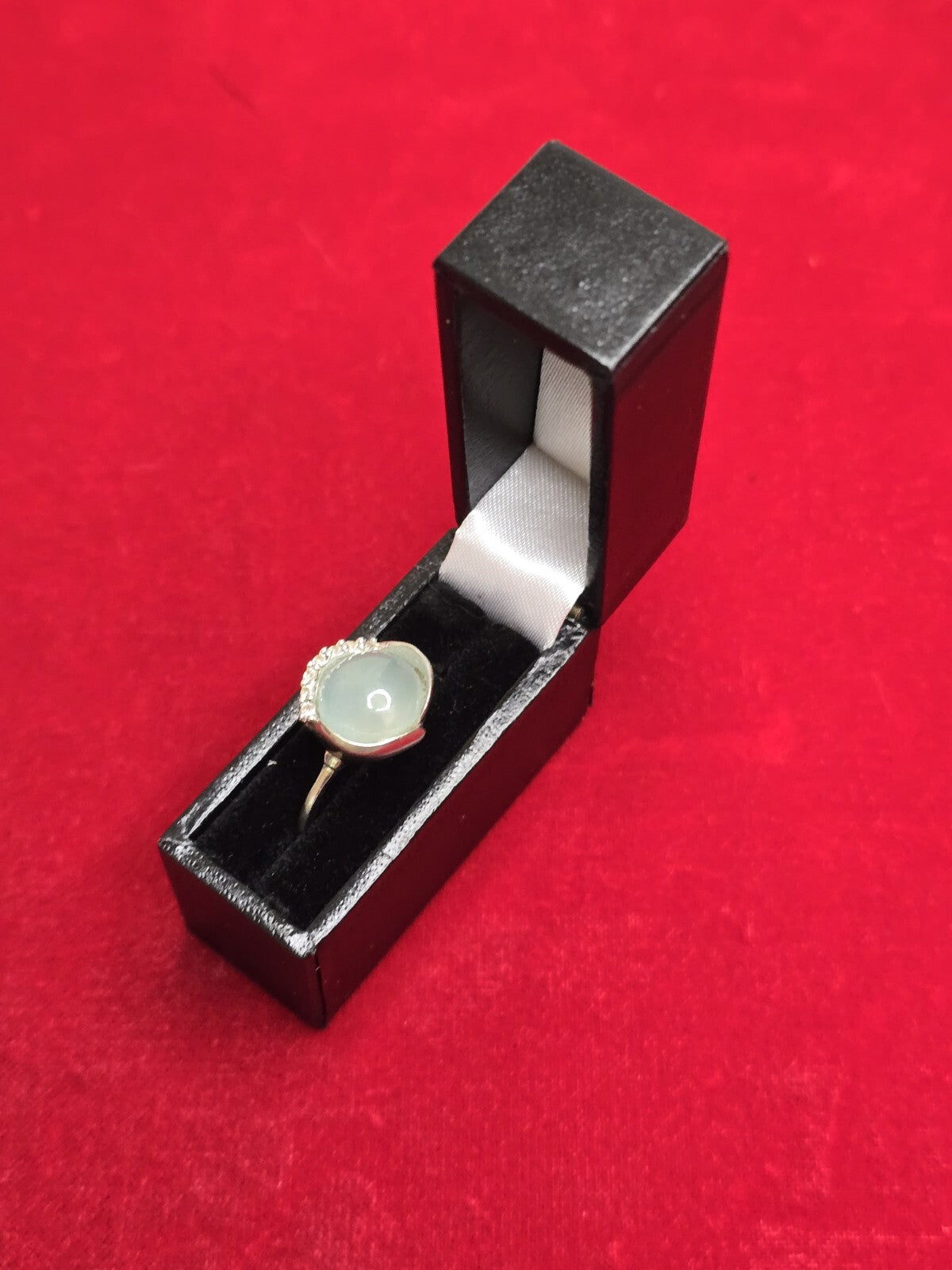 Stunning Sterling Silver, Green Chalcedony & Topaz Dress Ring - Size S
