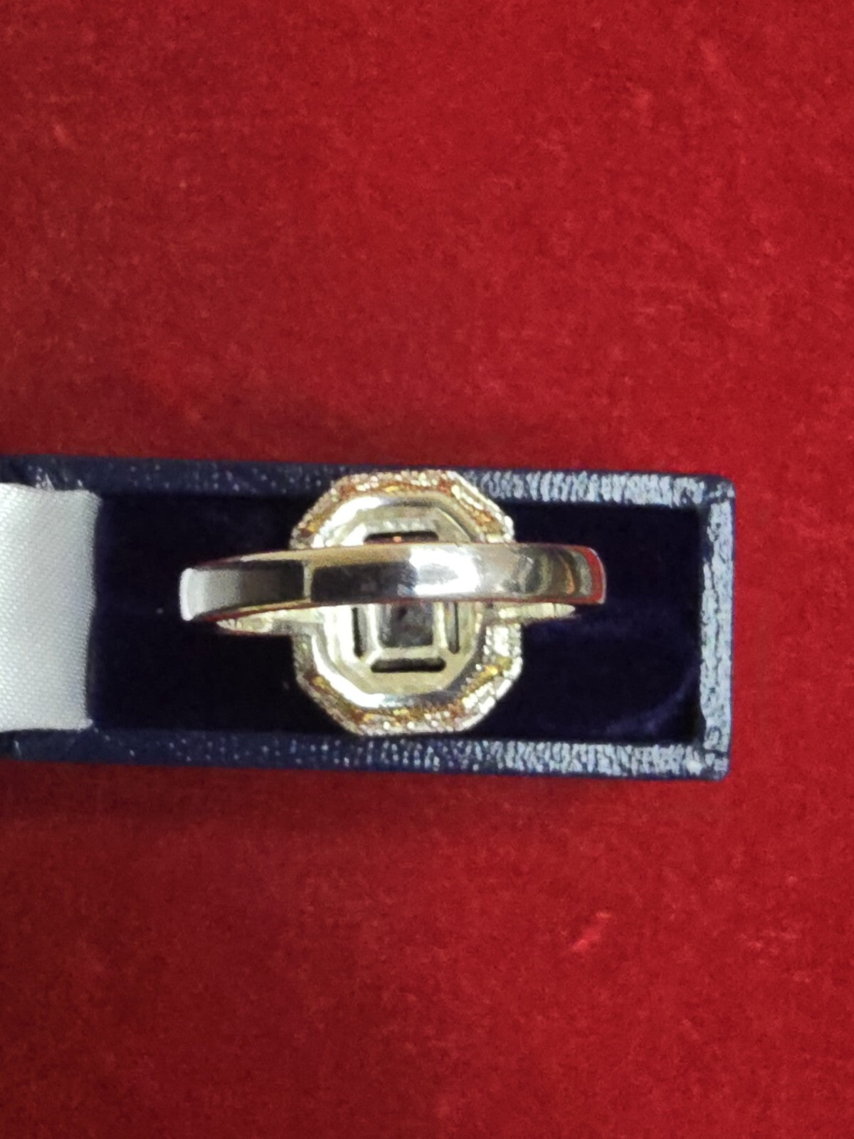 Stunning Sterling Silver & CZ Dress Ring - Size P