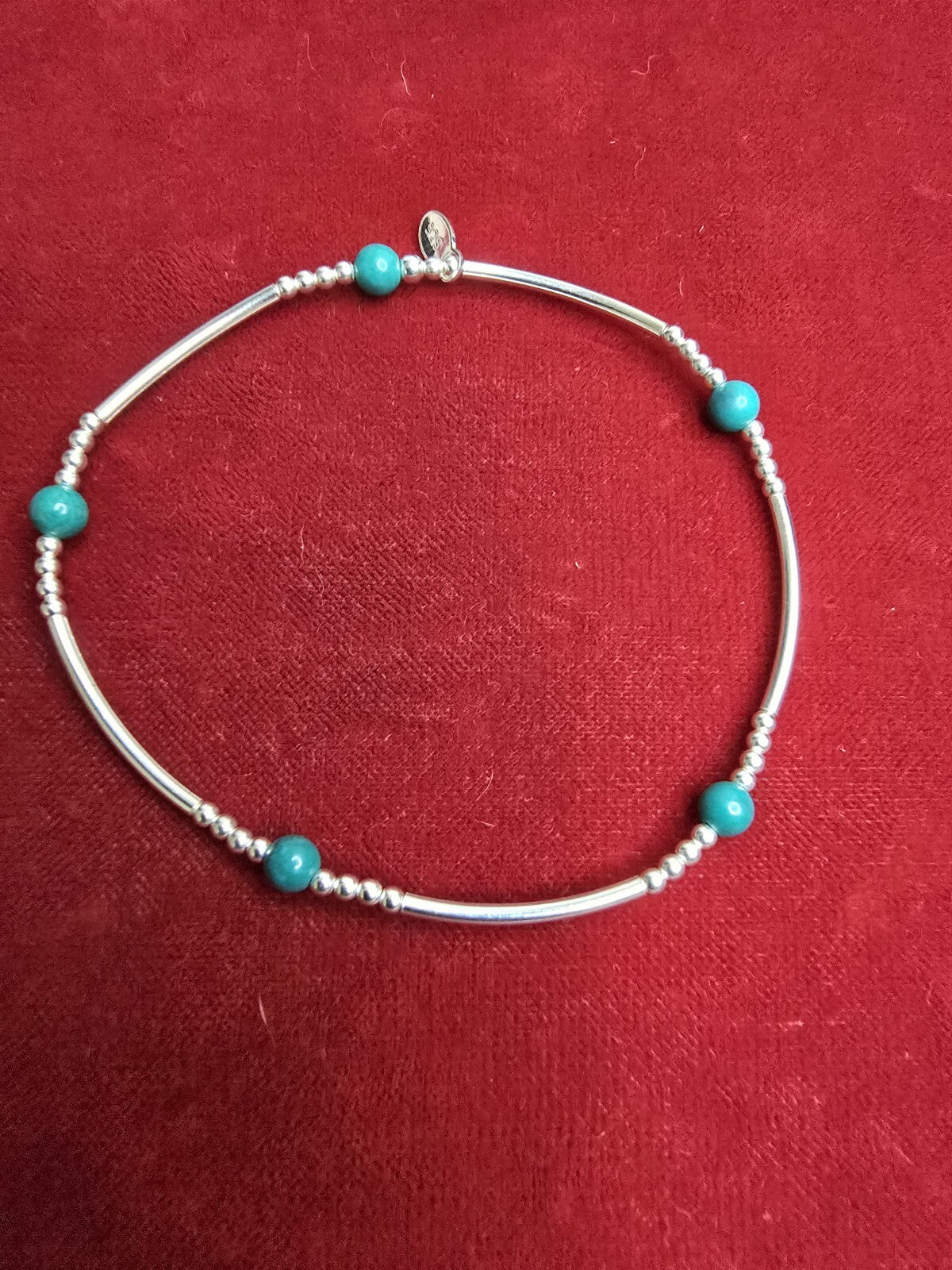 Gorgeous Turquoise & Sterling Silver Beaded Bracelet - Stretch