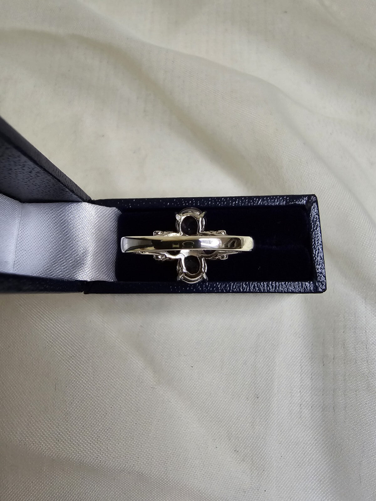 Stunning 9ct White Gold Amethyst & Diamond Flower Dress Ring - Size N½
