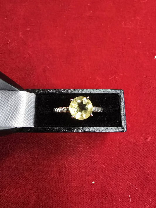 Sterling Silver & Citrine Solitaire Style Ring - Size S