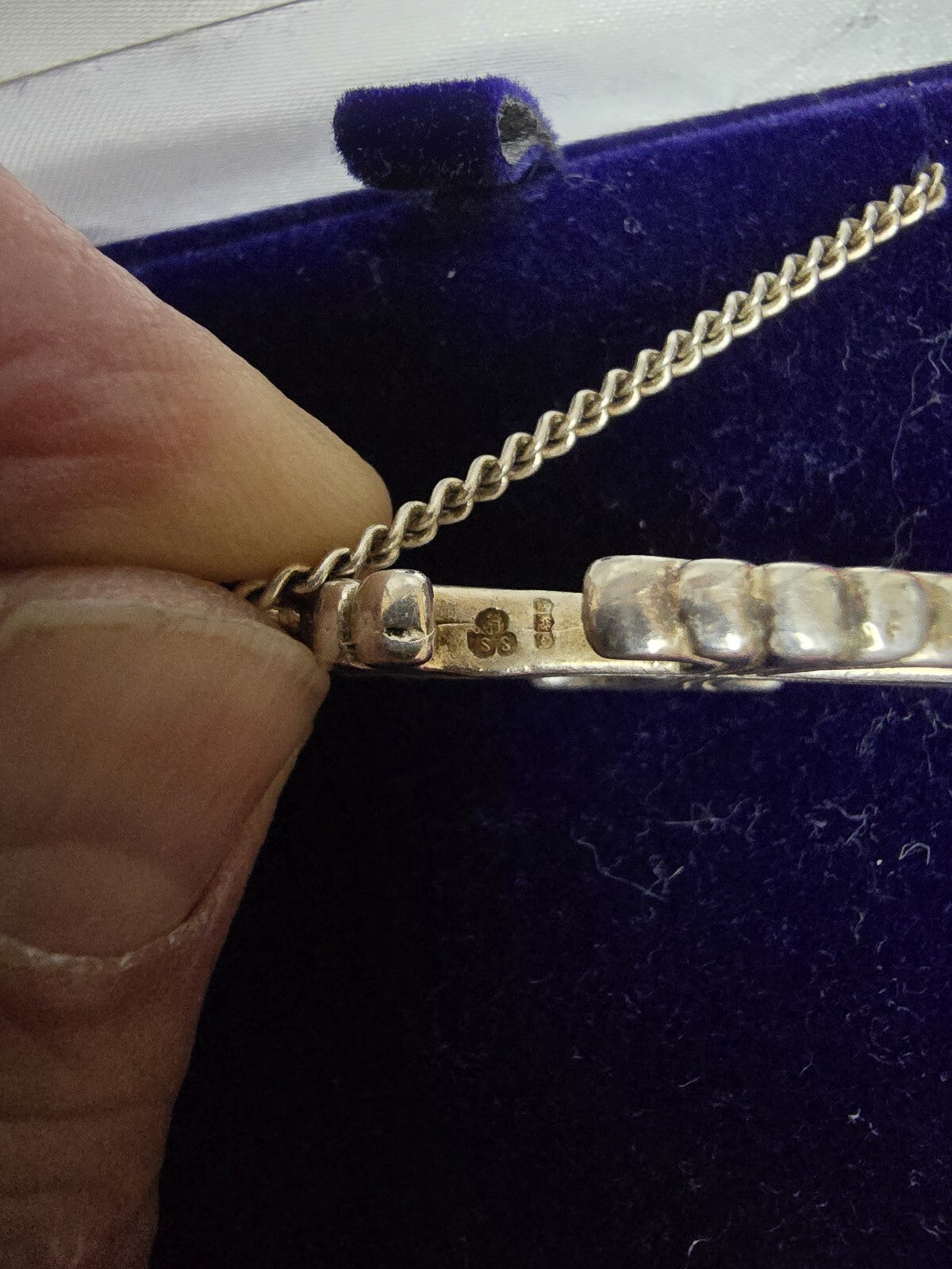Sterling Silver Fleur-de-lis Pendant & 24inch Sterling Chain